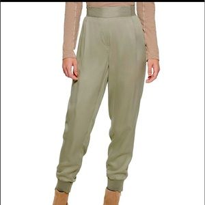 DKNY Crepe Elastic Waist Front Pleat Banded Hem Pull-On Joggers